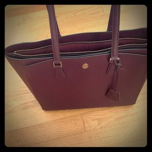Tory Burch Robinson Tote